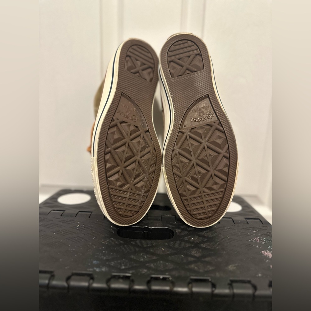 Converse - Picture 3 of 10